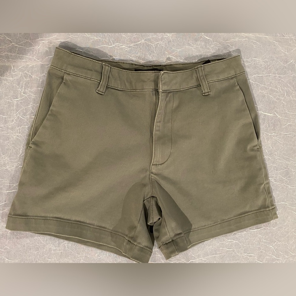 Banana Republic Green Size 4 Women's Shorts